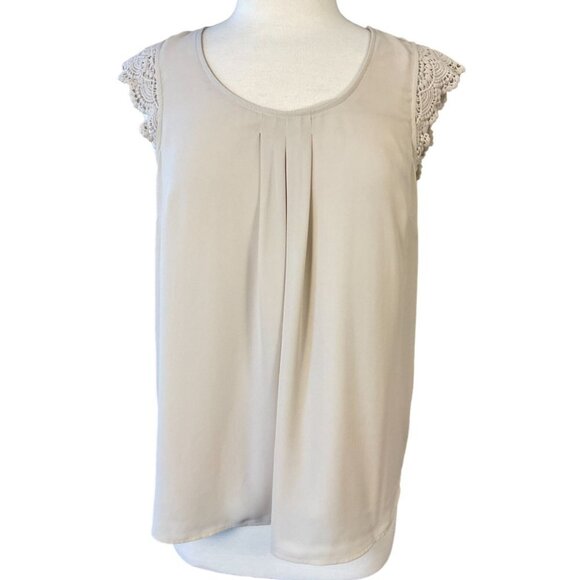 Daniel Rainn Scoop Neck Crochet Cap Sleeves Front Pleat Detail Lined Top Medium - Picture 1 of 10